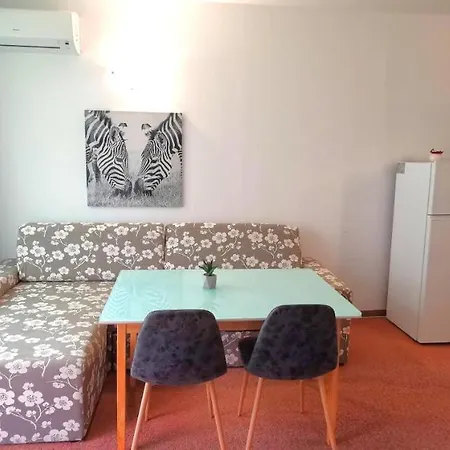 Seaview - Clara Sarafovo - 100m To Sea *