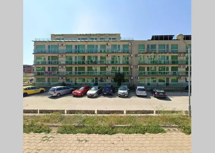 Апартамент Seaview - Clara Sarafovo - 100m To Sea Бургас