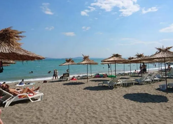 Seaview - Clara Sarafovo - 100m To Sea Апартамент Бургас